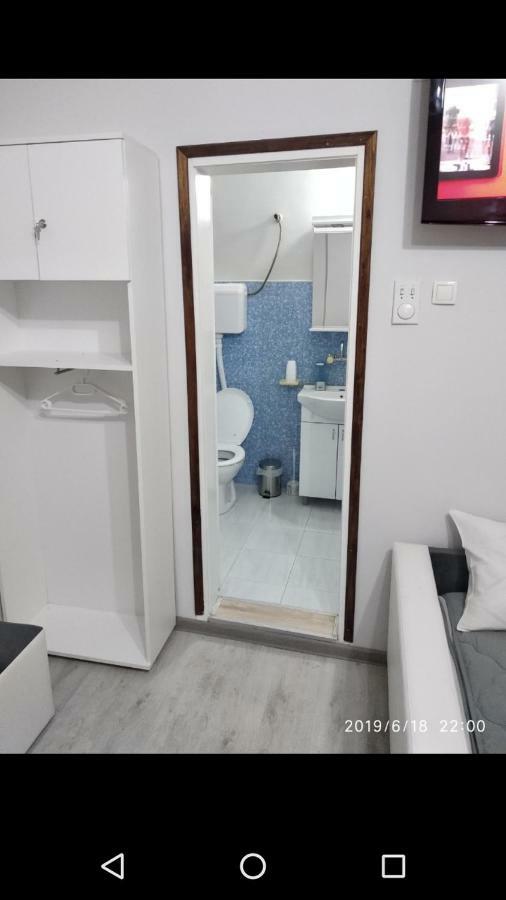 Apartmani Pinokio Ni 외부 사진